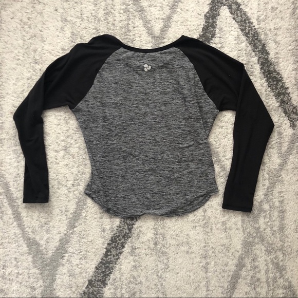 3/$30 Triple Flip EPIC Black Top - Picture 3 of 5